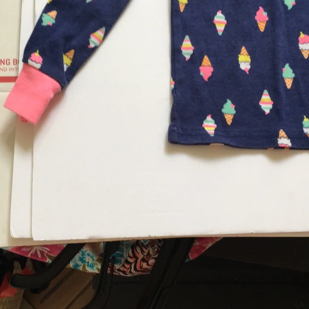 CARTERS ice cream sleep top 6